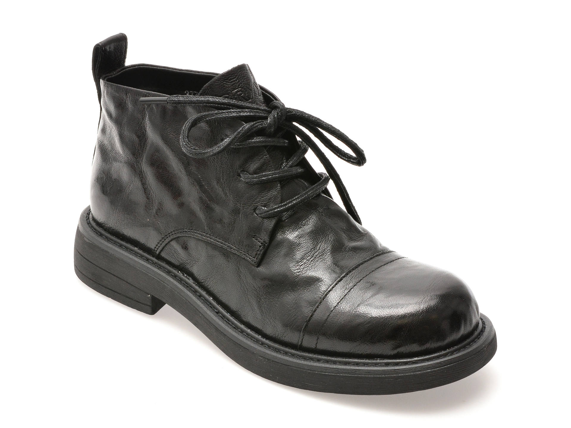 Ghete GRYXX negre, 37763, din piele naturala